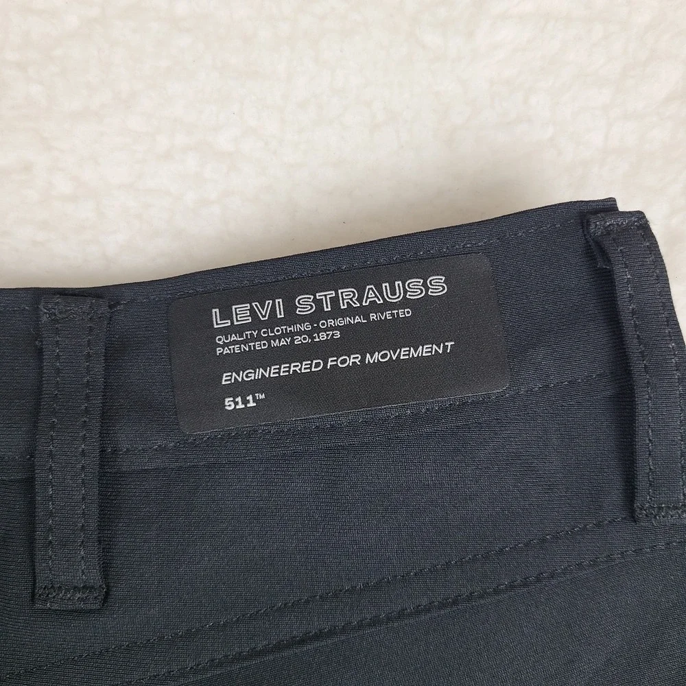 Levi's 511 Pants Mens 38x32 Black‎ Engineered For Movement Performance Tech Golf